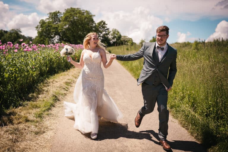 Hochzeitsfotograf-Hochzeitsreportage-Freie-Trauung-Alte-Kelter_Schwaigern-Brautpaarfotos