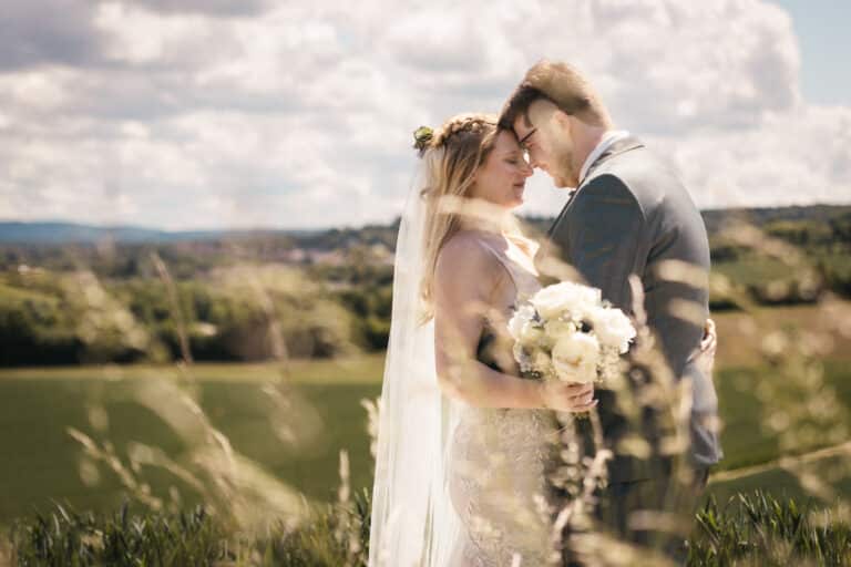 Hochzeitsfotograf-Hochzeitsreportage-Freie-Trauung-Alte-Kelter_Schwaigern-Brautpaarfotos